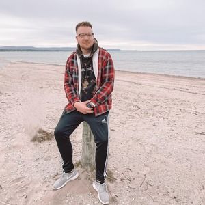 Meet your Posher, Robert